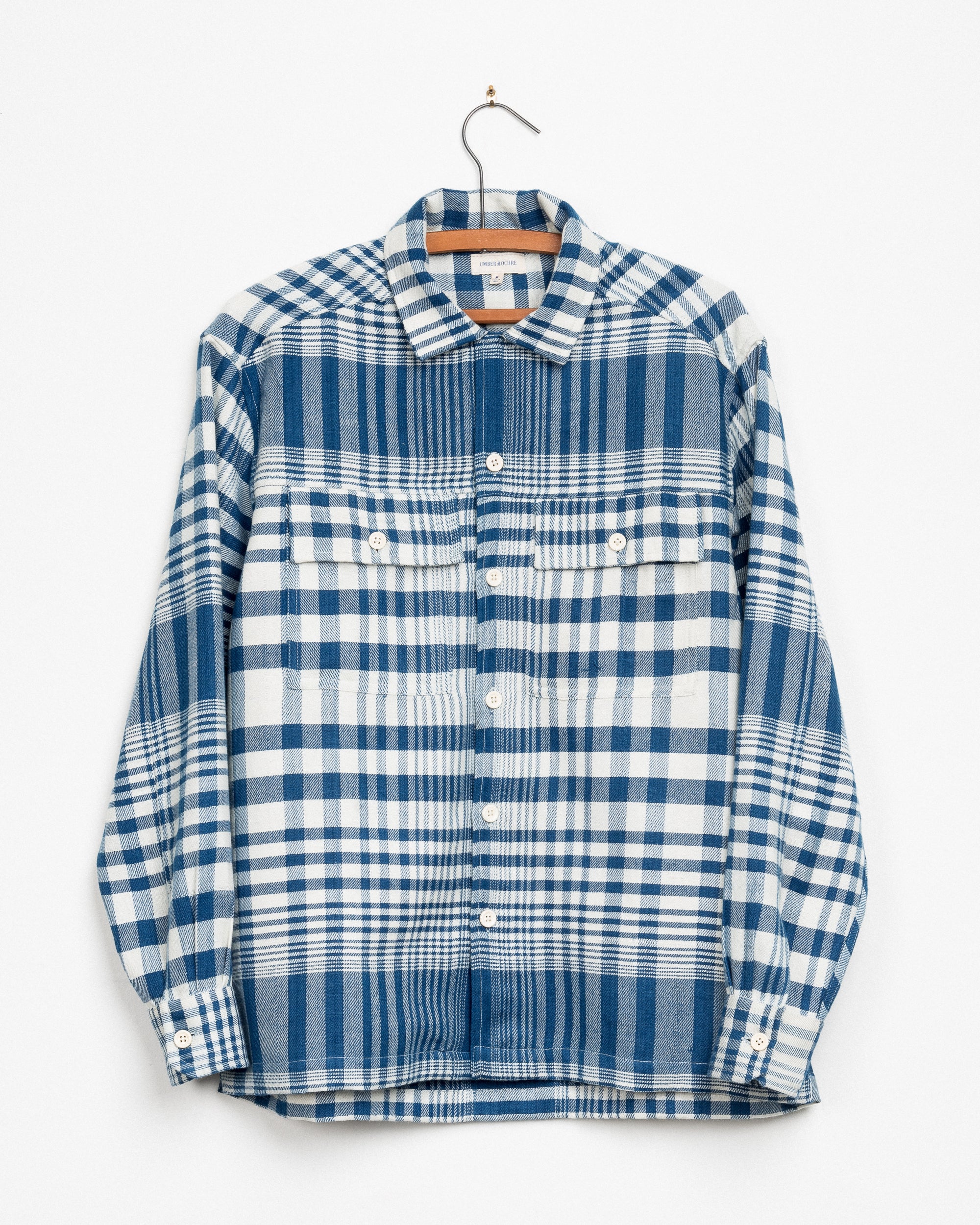 Harshil Two-Pocket L/S Shirt in Indigo Cloud Plaid