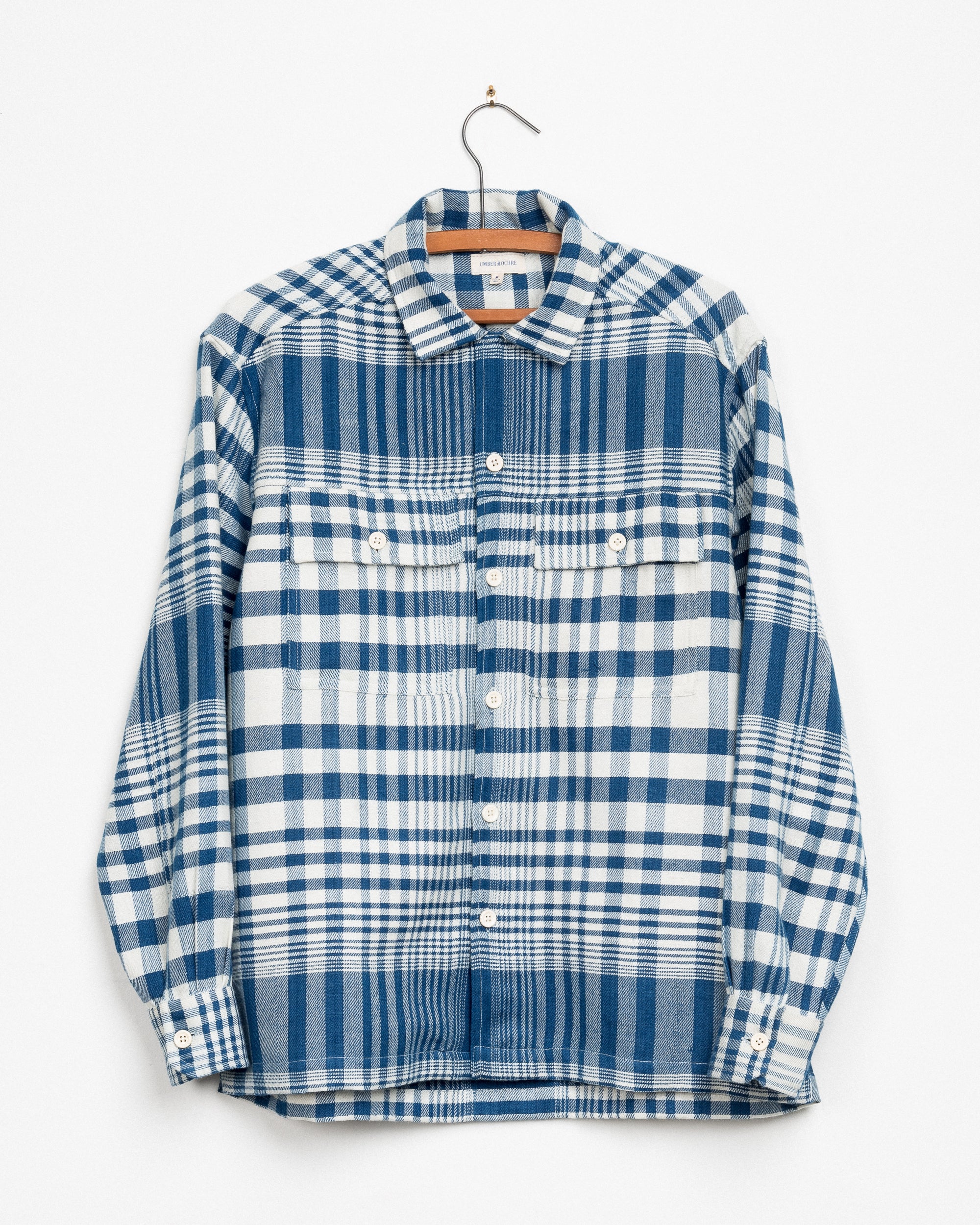 Harshil Two-Pocket L/S Shirt in Indigo Cloud Plaid