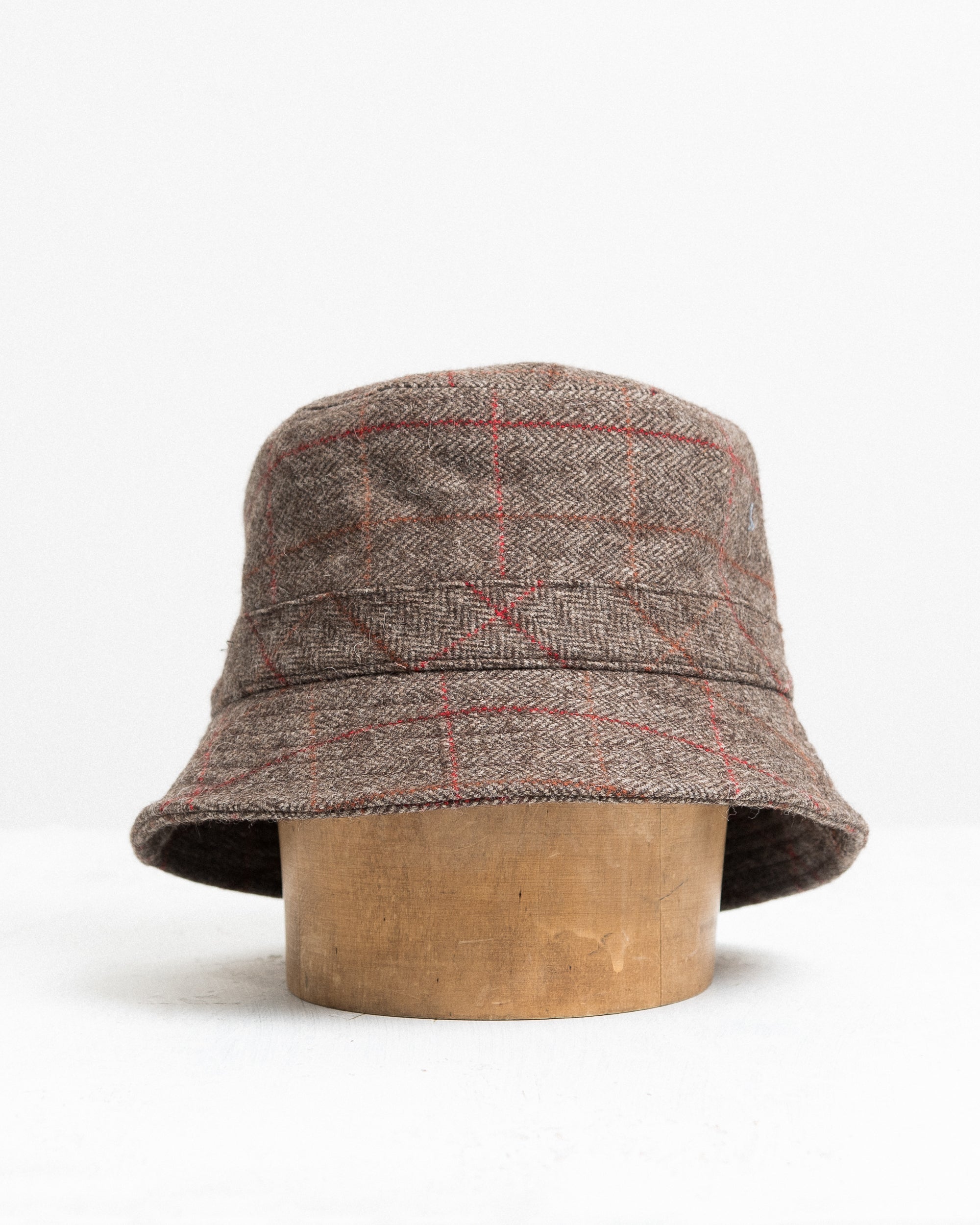 Bhanu Bucket Hat in Camel Plaid