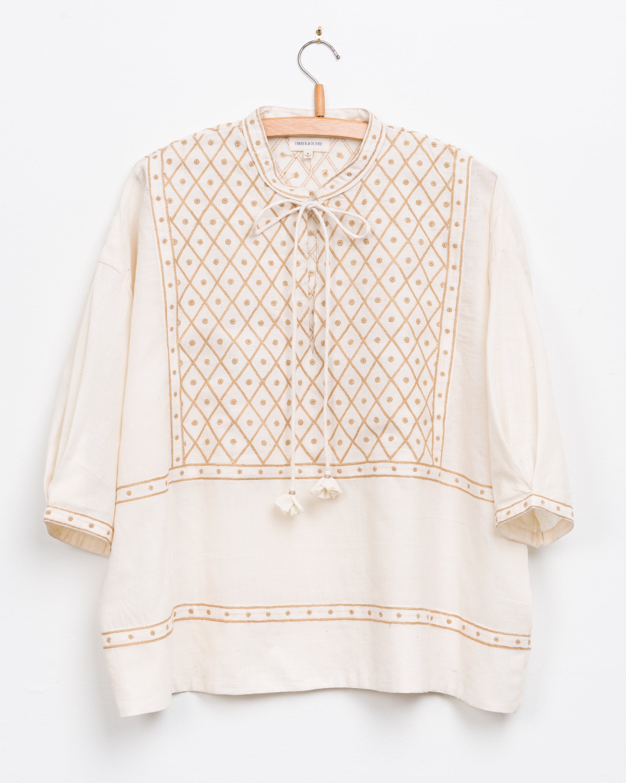 Hema Top in Embroidery MW