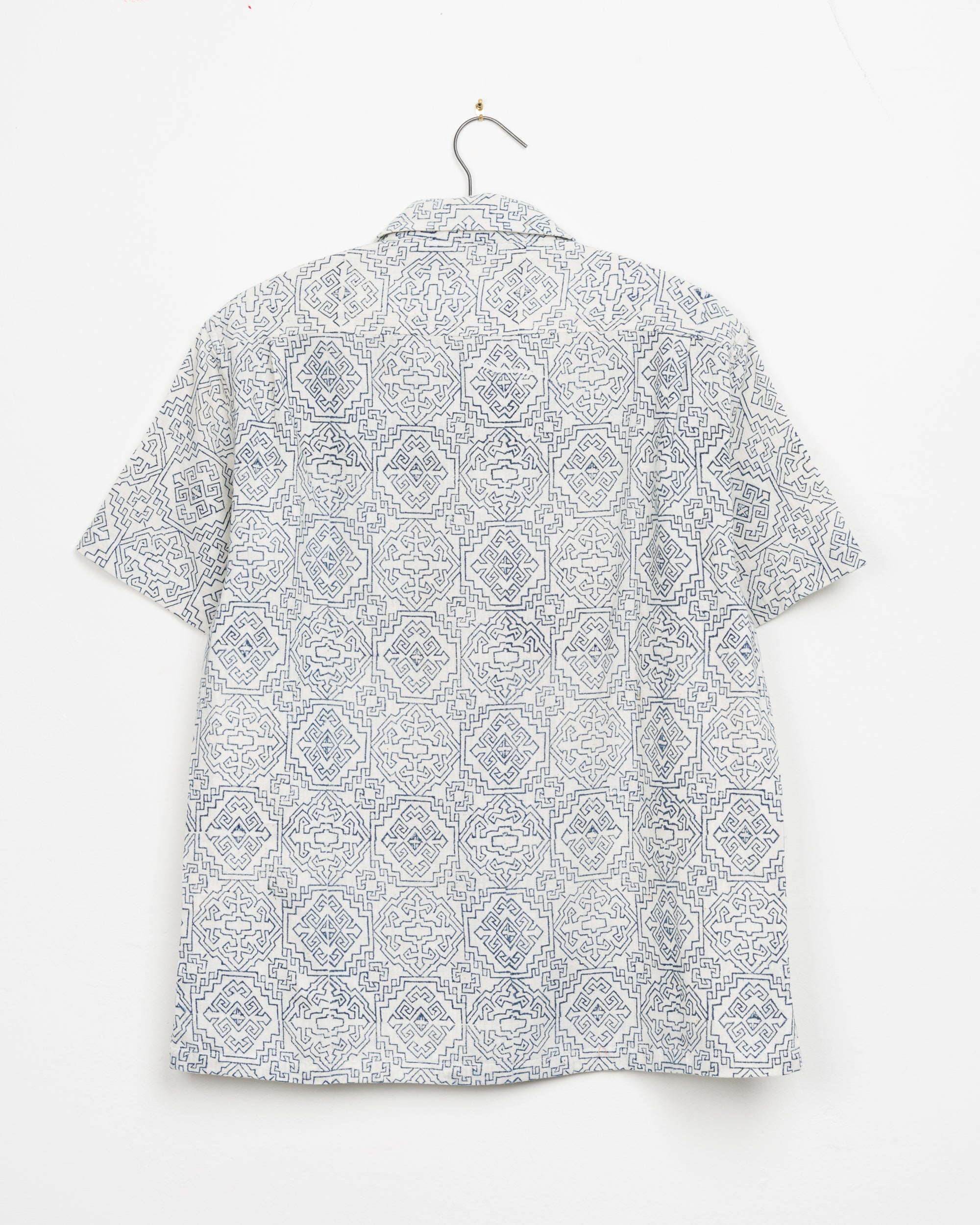 Harshil Two-Pocket Shirt in Natural Tile Block Print