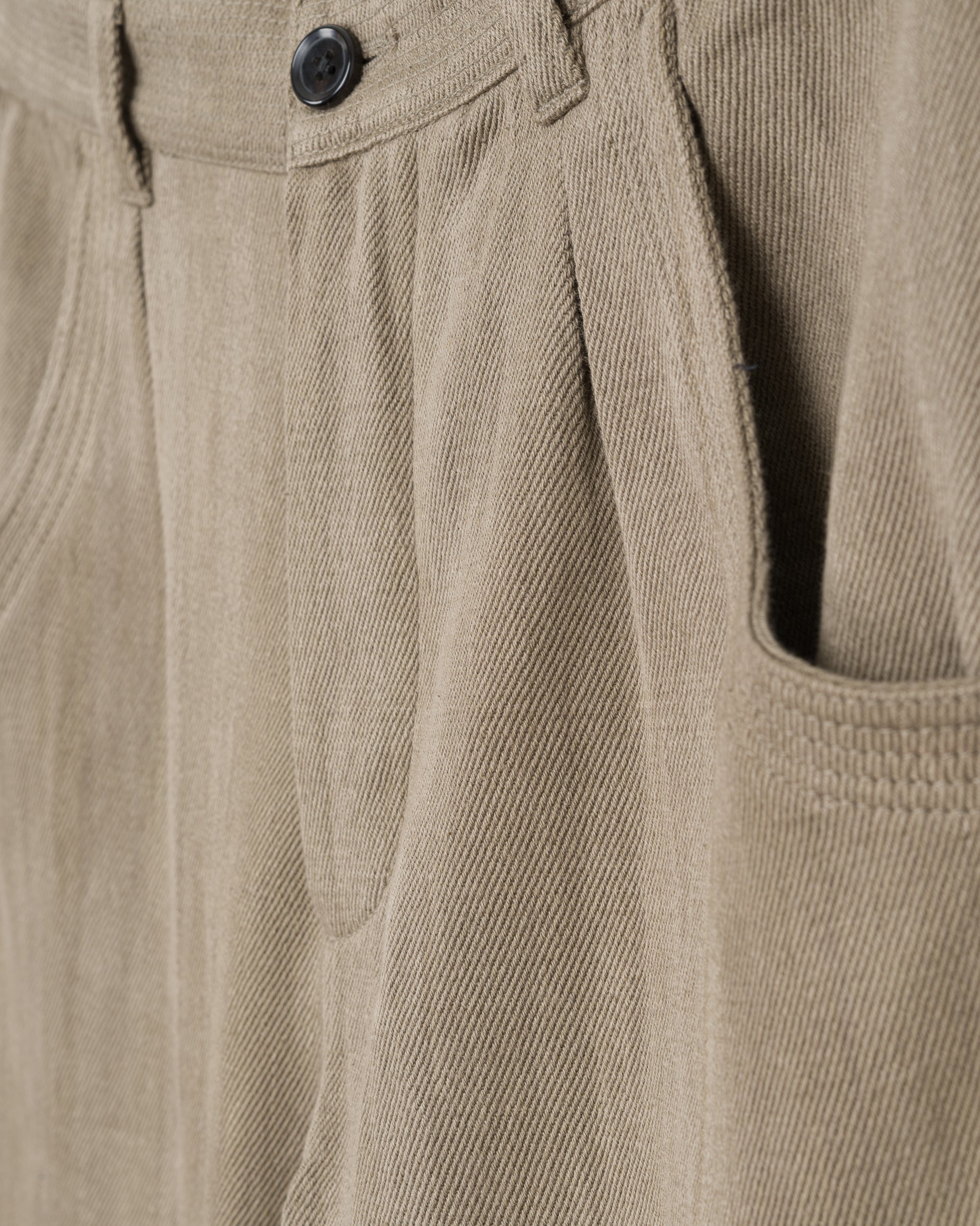 Veda Pant in Cement Twill