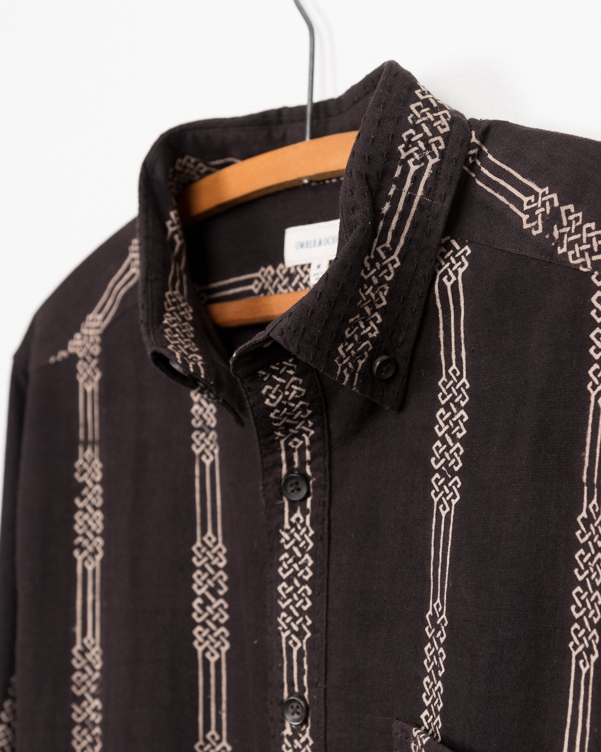 Kabir Shirt in B&W Endless Knot Block Print