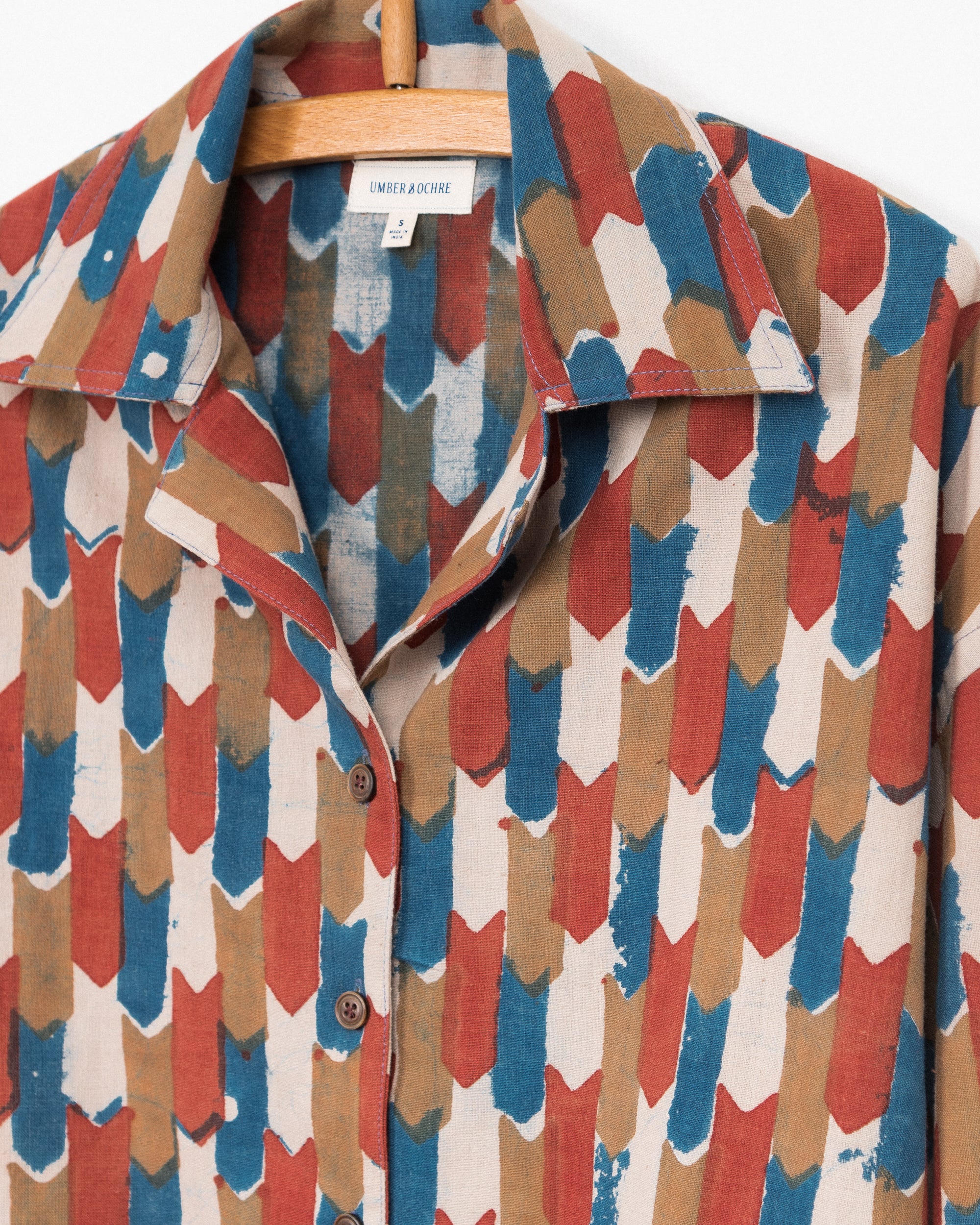 Anvi Drop Shoulder Shirt in Multi Flag Print