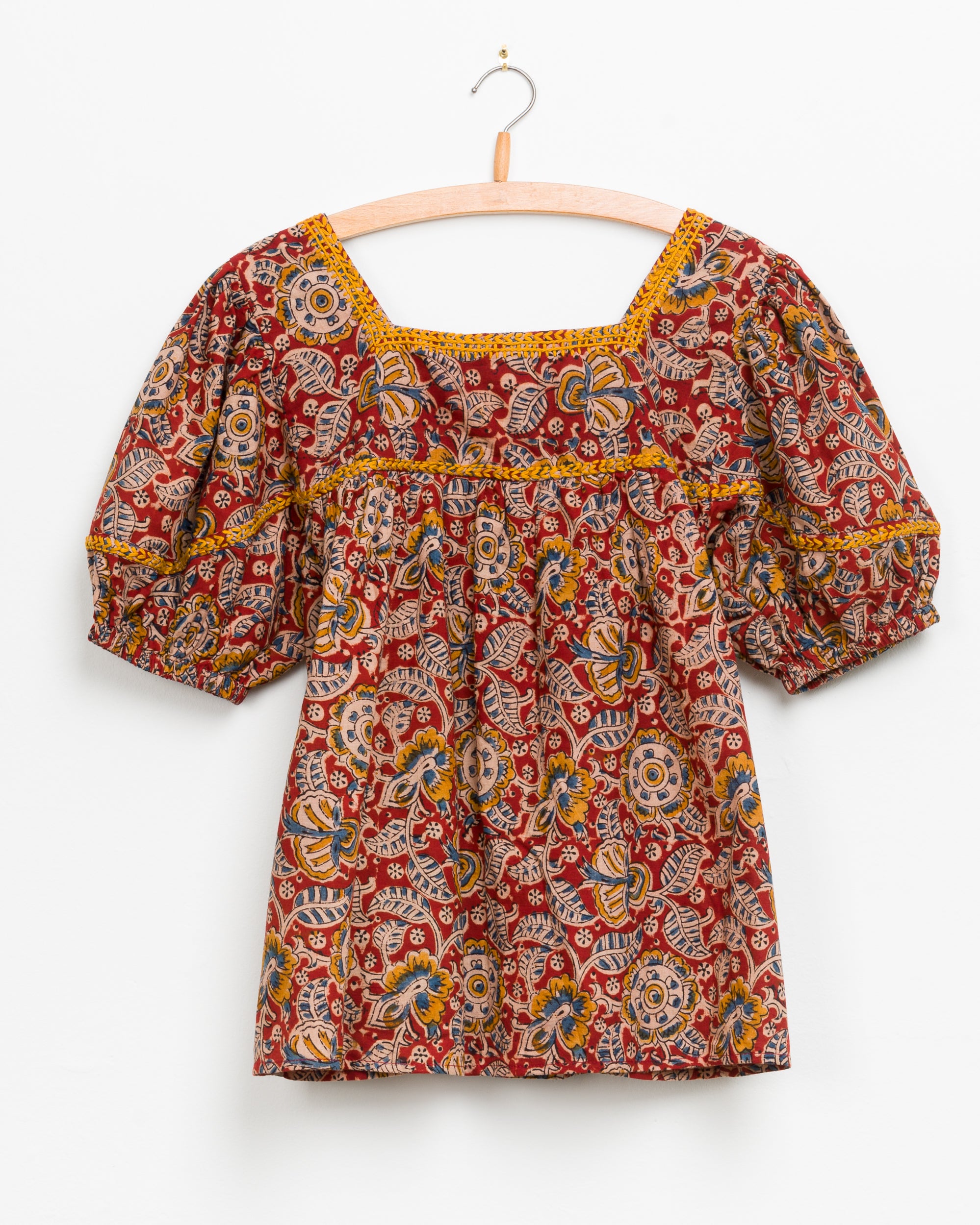 Devika S/S Peasant Top in Red Floral