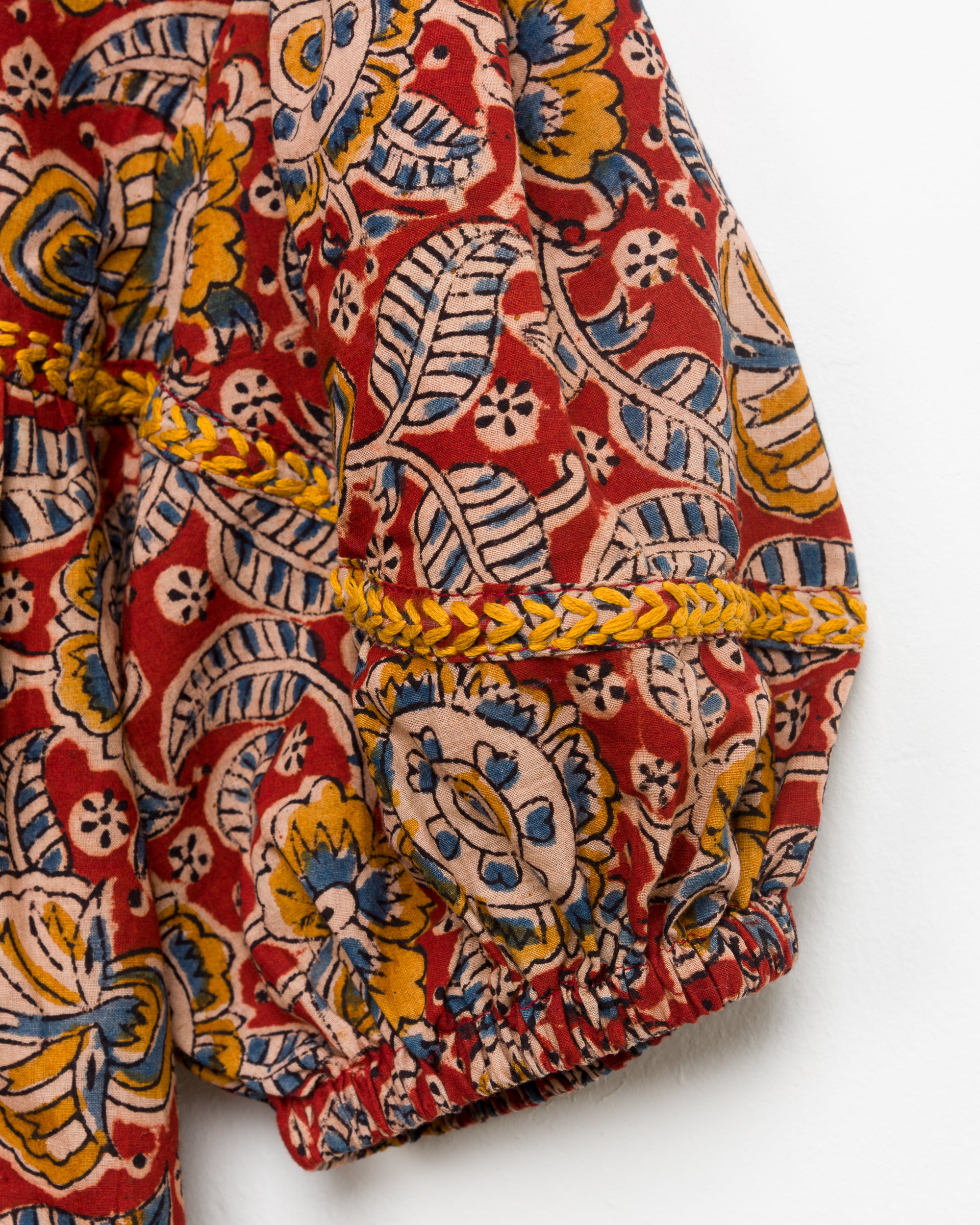 Devika S/S Peasant Top in Red Floral