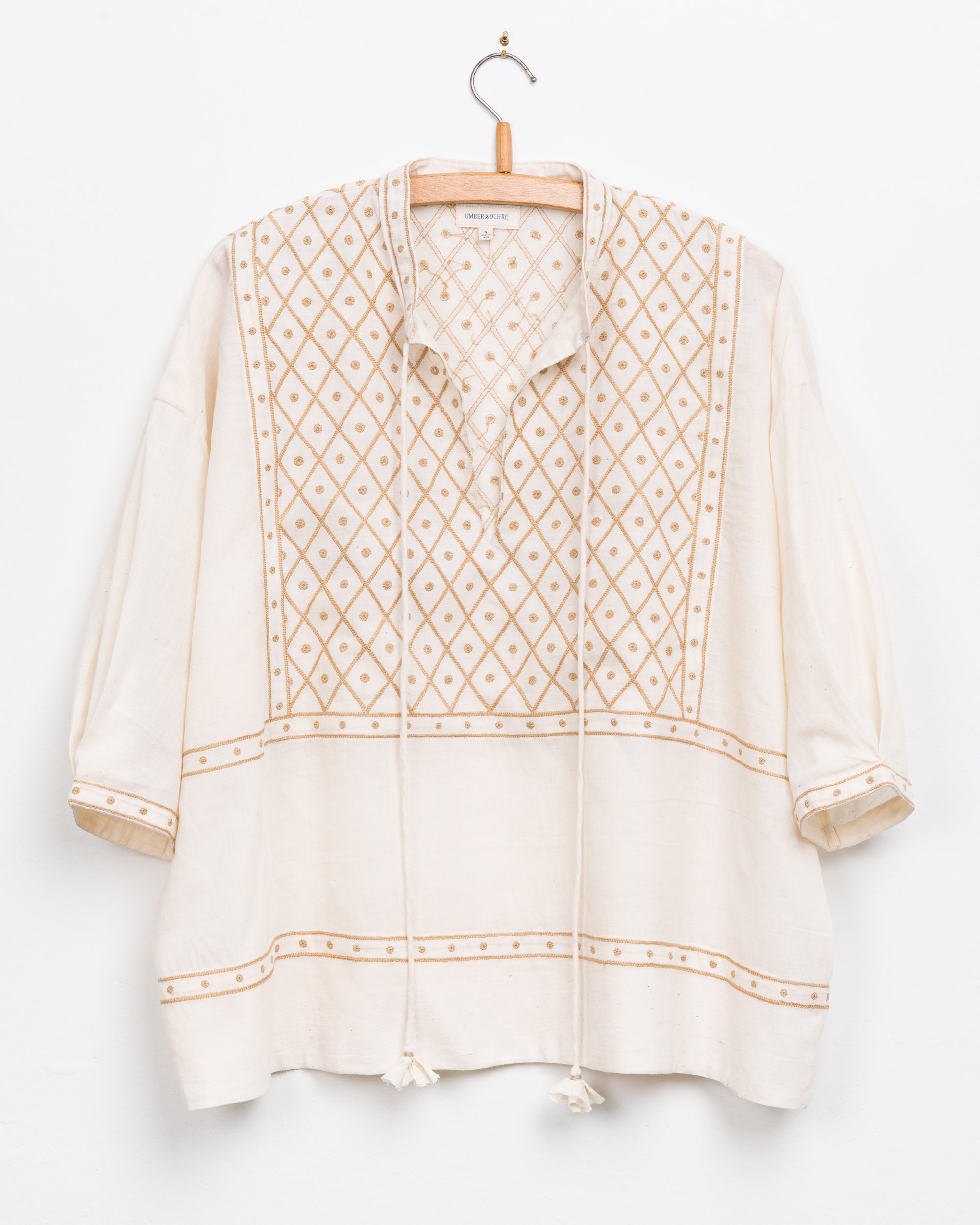 Hema Top in Embroidery MW