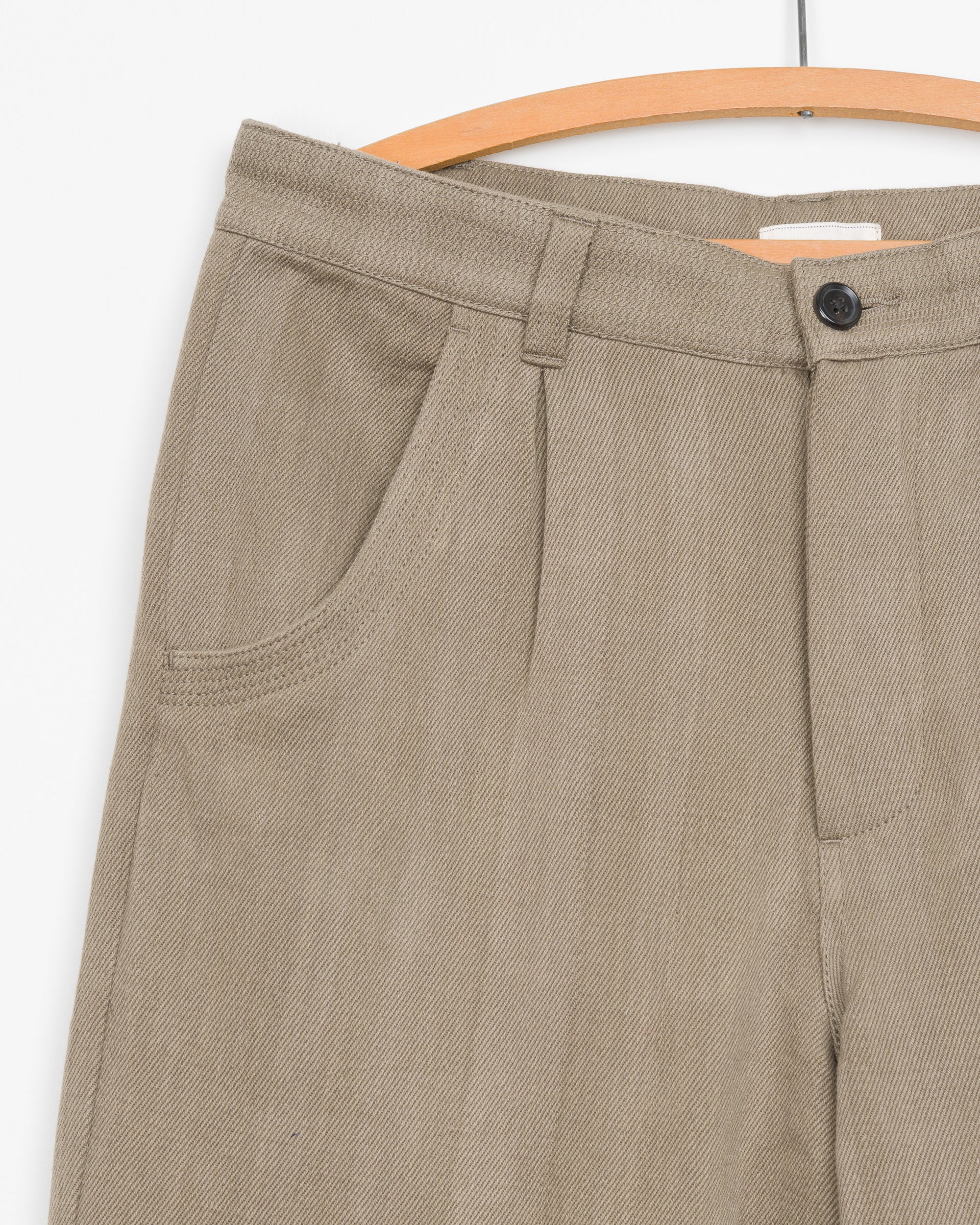 Veda Pant in Cement Twill