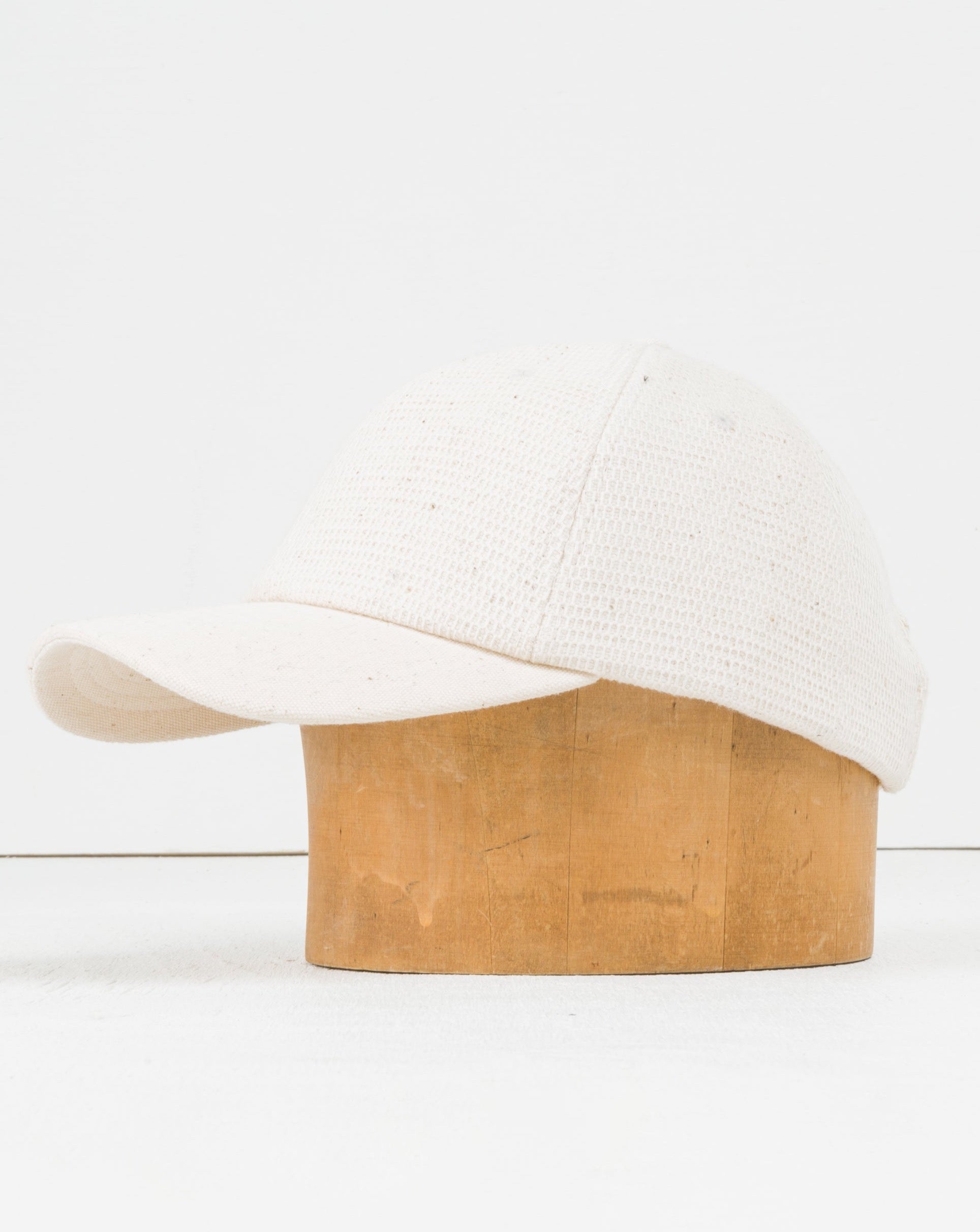 Cap in Natural Honeycomb